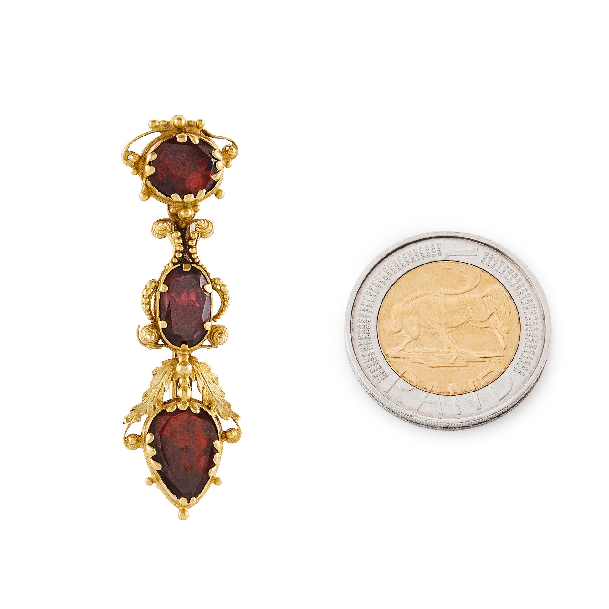 Exquisite 18ct yellow gold Georgian brooch, with three beautiful deep red garnets set in an intricate cannetille work mount.