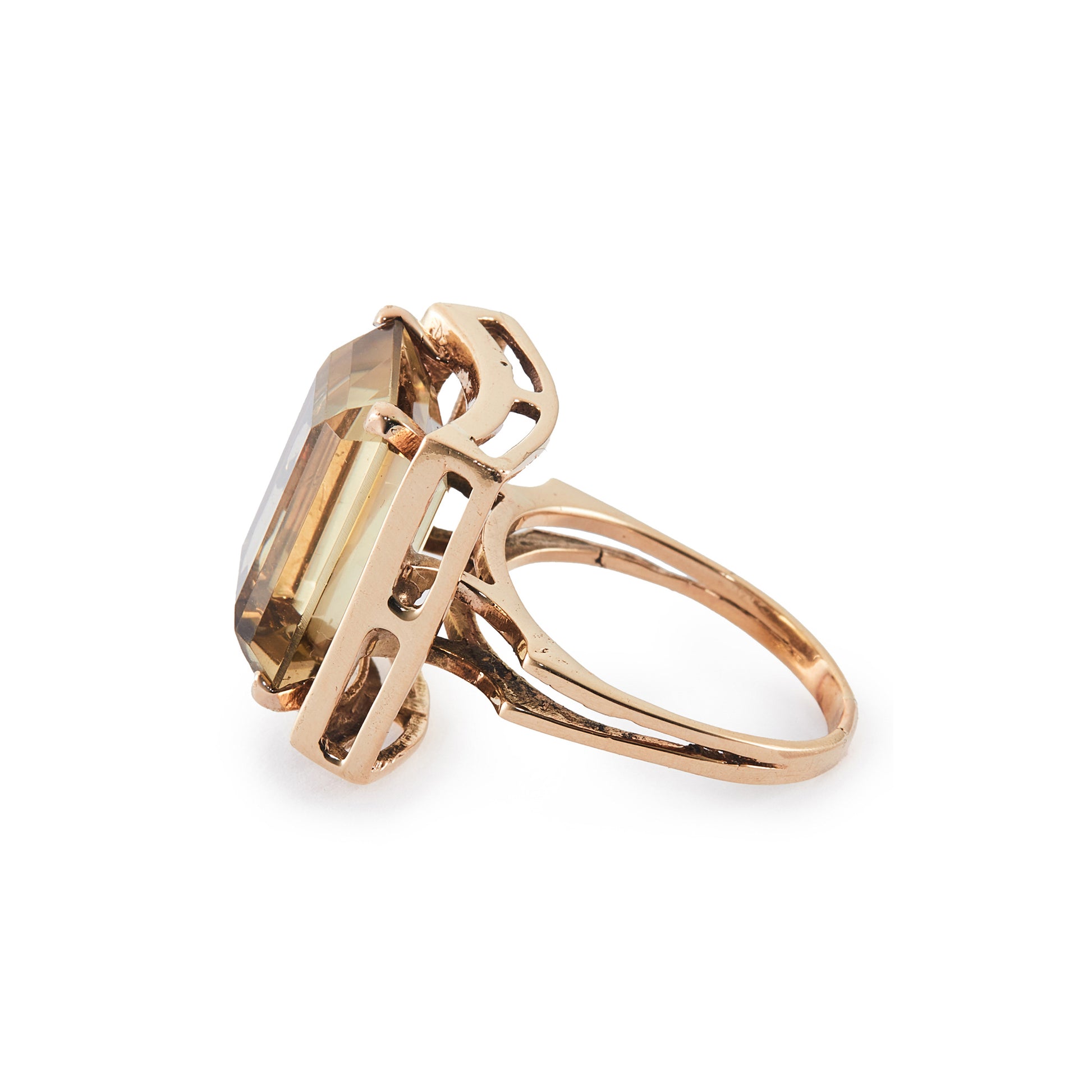 Classic mid-century 9ct rose gold ring set with a beautifully faceted, princess-cut golden yellow citrine.