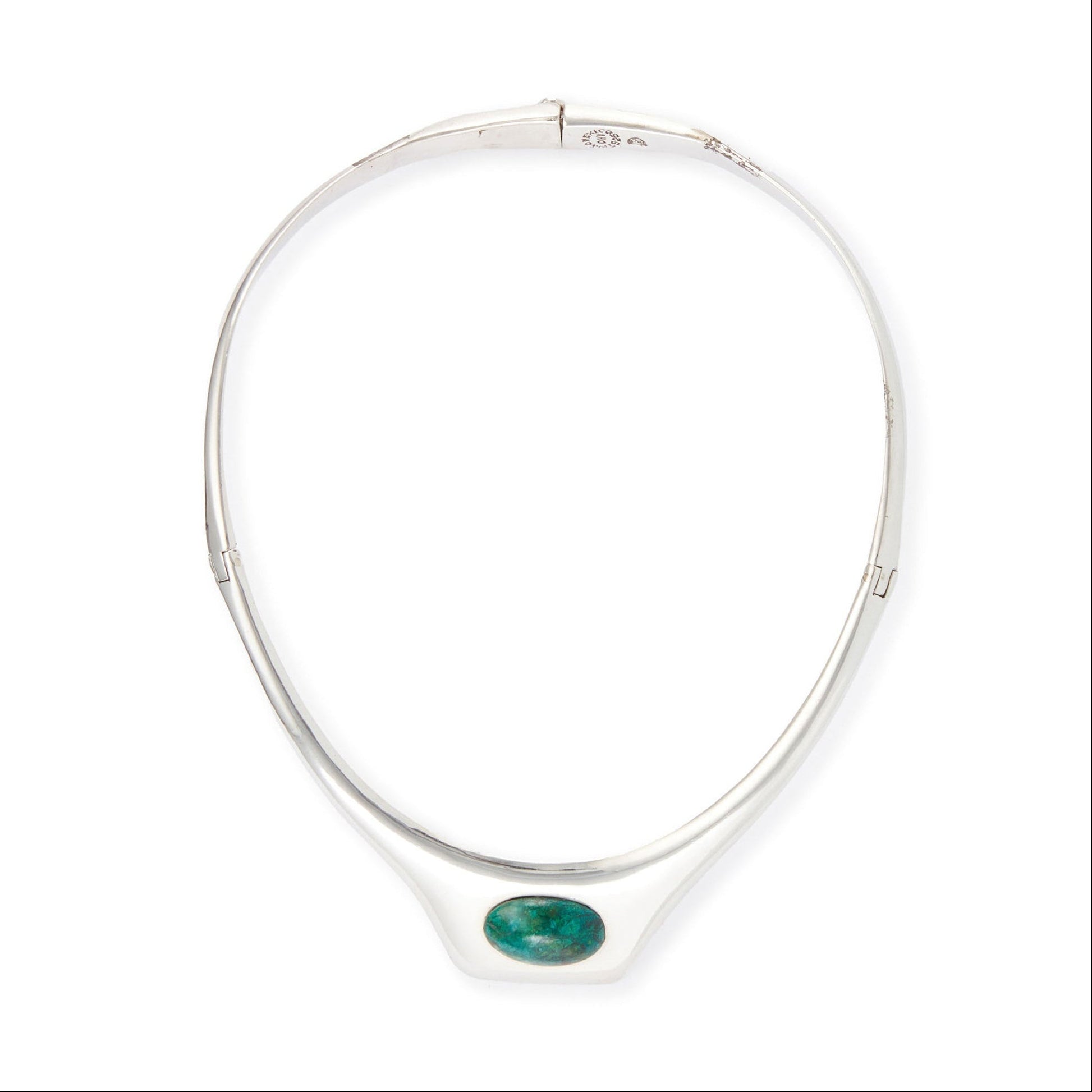 Stylish sterling silver Mexican Mid-Century choker set with a vibrant azurite cabochon stone.