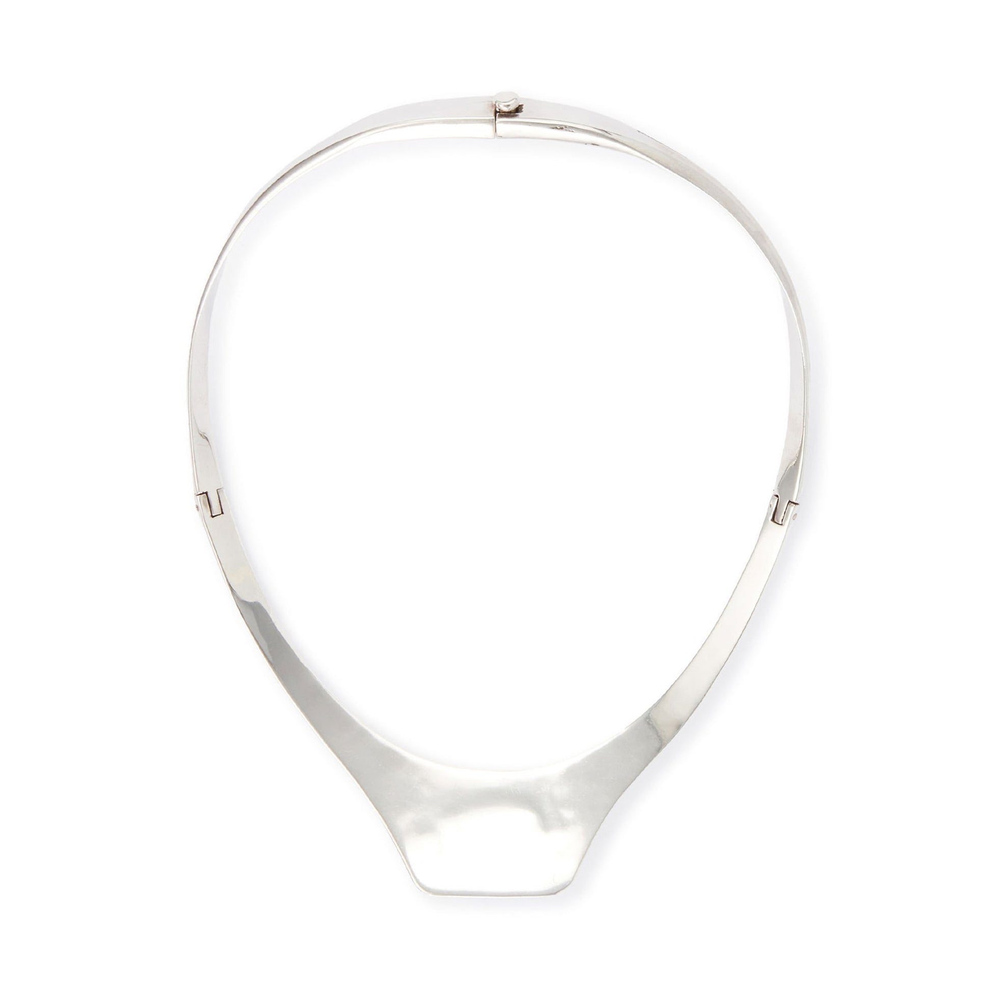 Stylish sterling silver Mexican Mid-Century choker set with a vibrant azurite cabochon stone.
