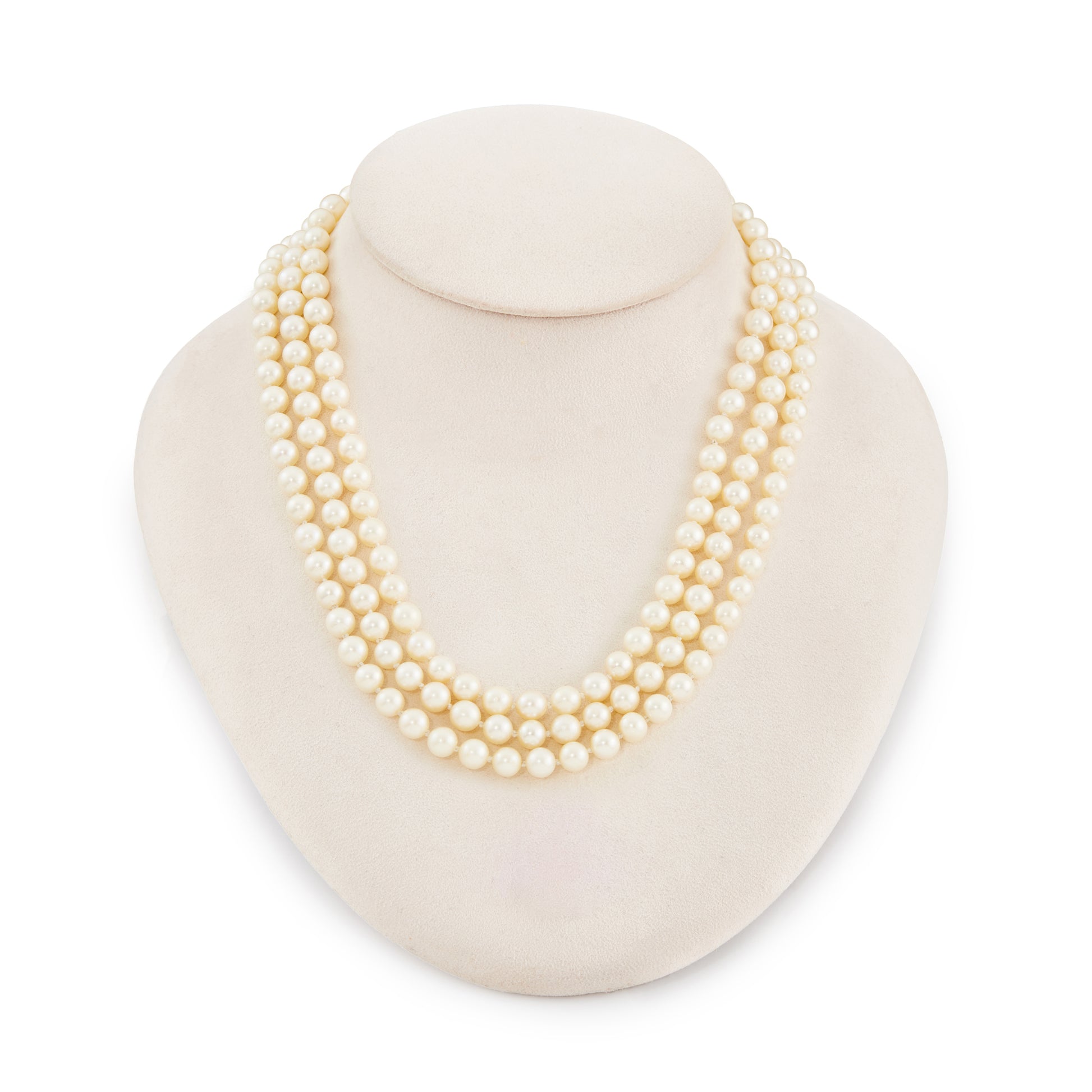 Opera length pearl strand with 6mm lustrous creamy pearls and a 9ct gold clasp. Can be draped around the neck three times.