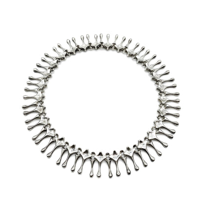 Very stylish silver Italian choker designed by Unoaerre.