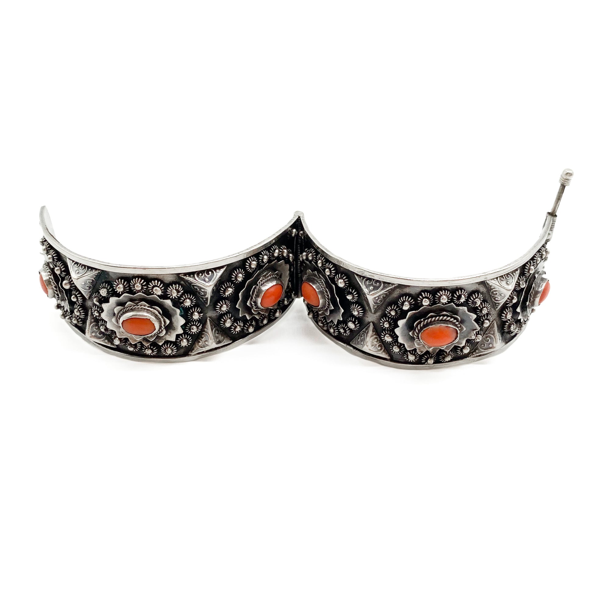 Gorgeous Italian silver filigree bangle set with six oval coral cabochons. (800 silver)