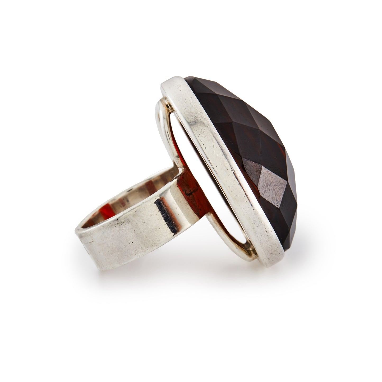 Chunky sterling silver beautifully faceted cherry bakelite ring. Poland