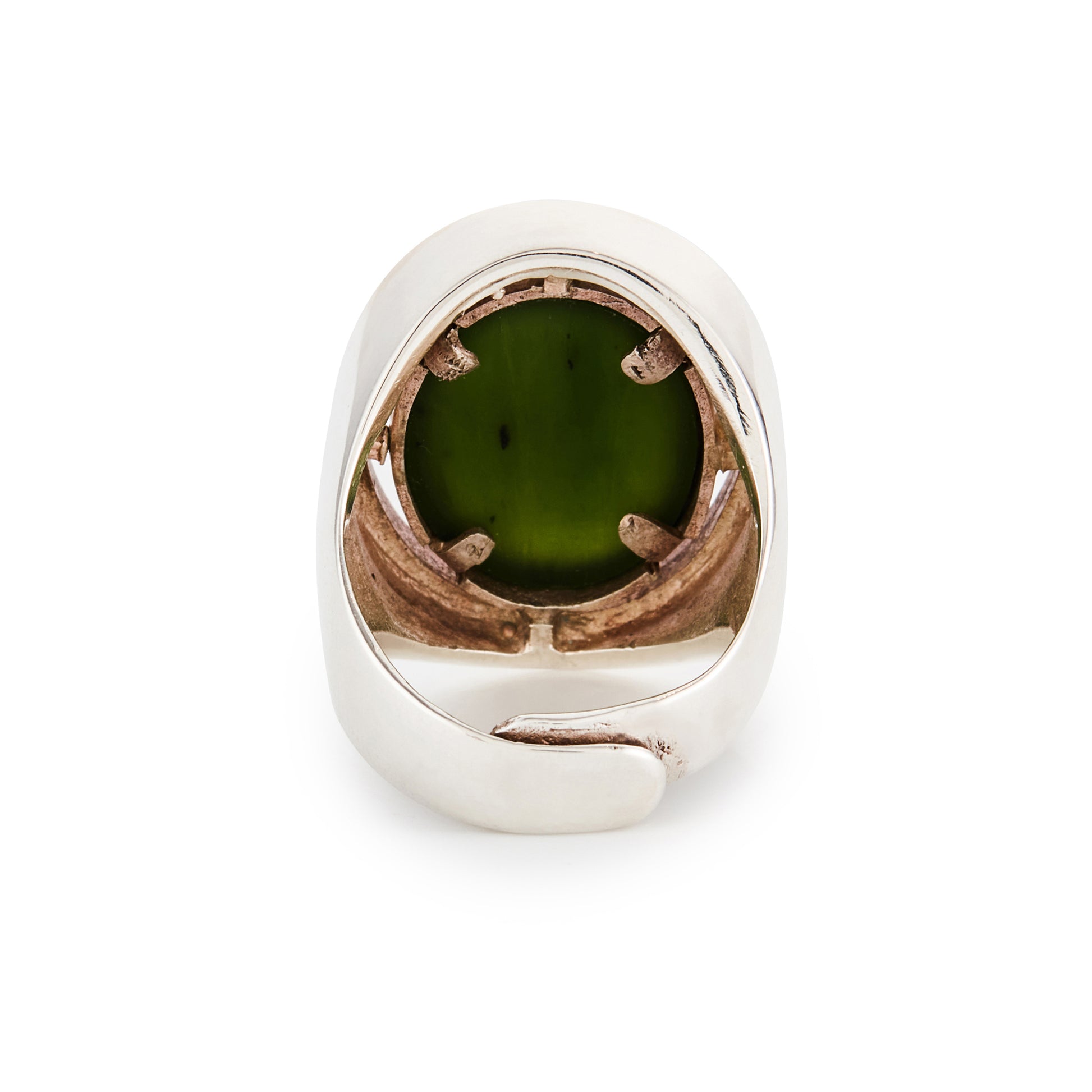 Classic vintage sterling silver ring, set with an oval cabochon nephrite jade stone. Size adjustable.