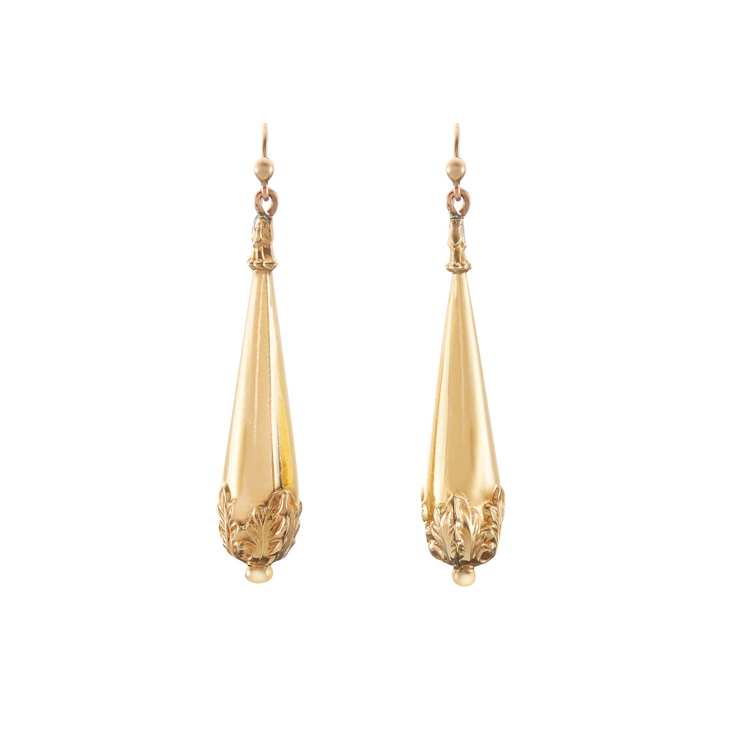 Gorgeous Victorian 15ct yellow gold plated dangling drop earrings. Makes an impressive show. The earrings are hollow which makes them light and therefore easy to wear.
