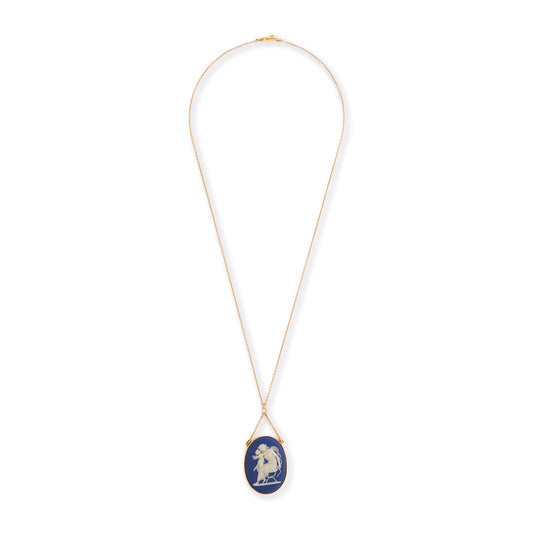 Pretty Victorian 9ct yellow gold pendant, tube-set with a beautiful blue Wedgwood cameo depicting Artemis/Diana embracing a cherub, on a dainty 9ct gold chain.