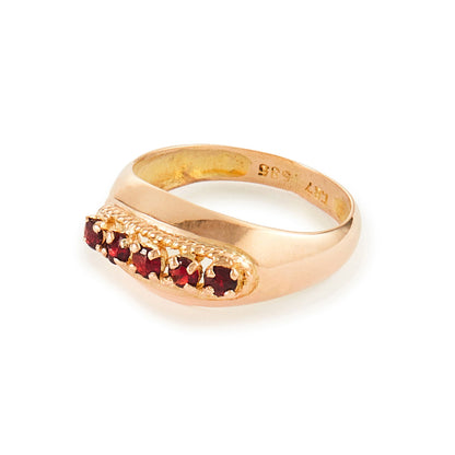 Classic vintage 14ct gold five stone garnet dome ring.