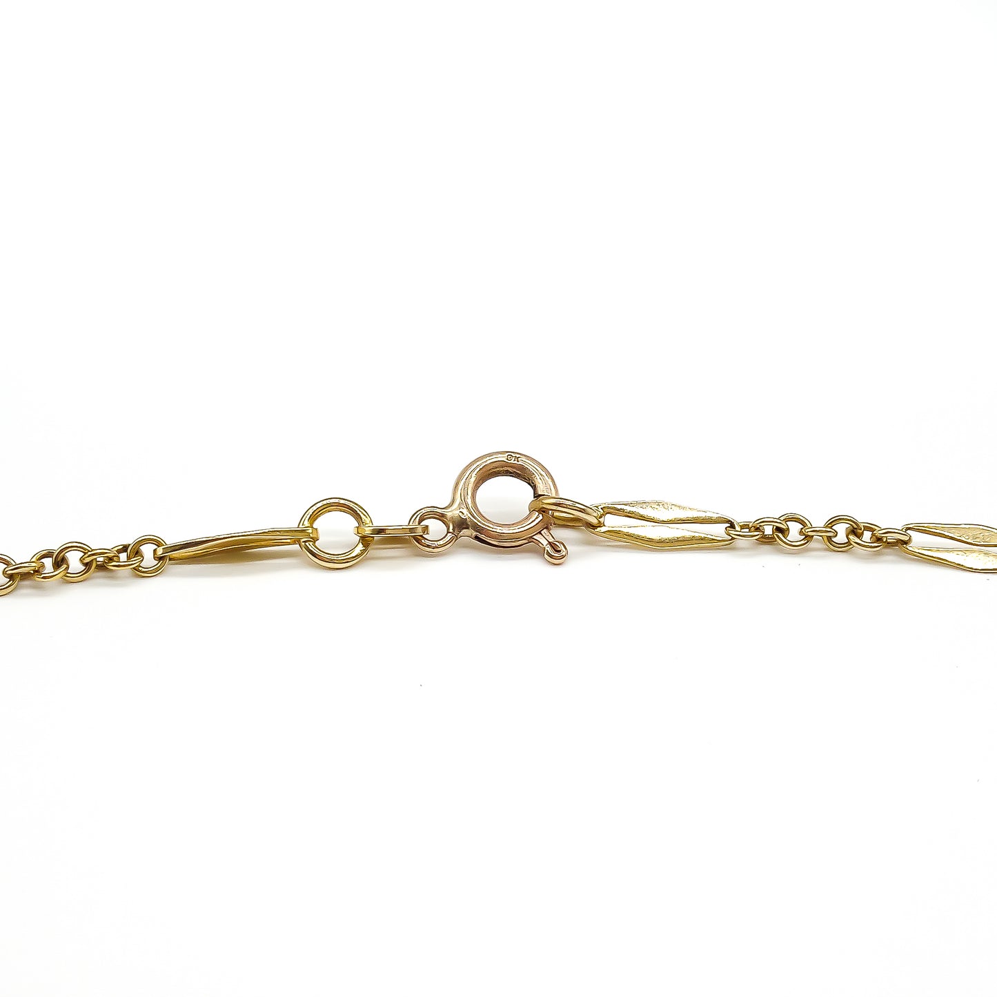 Stylish vintage 14ct yellow gold opera length necklace with fancy links.