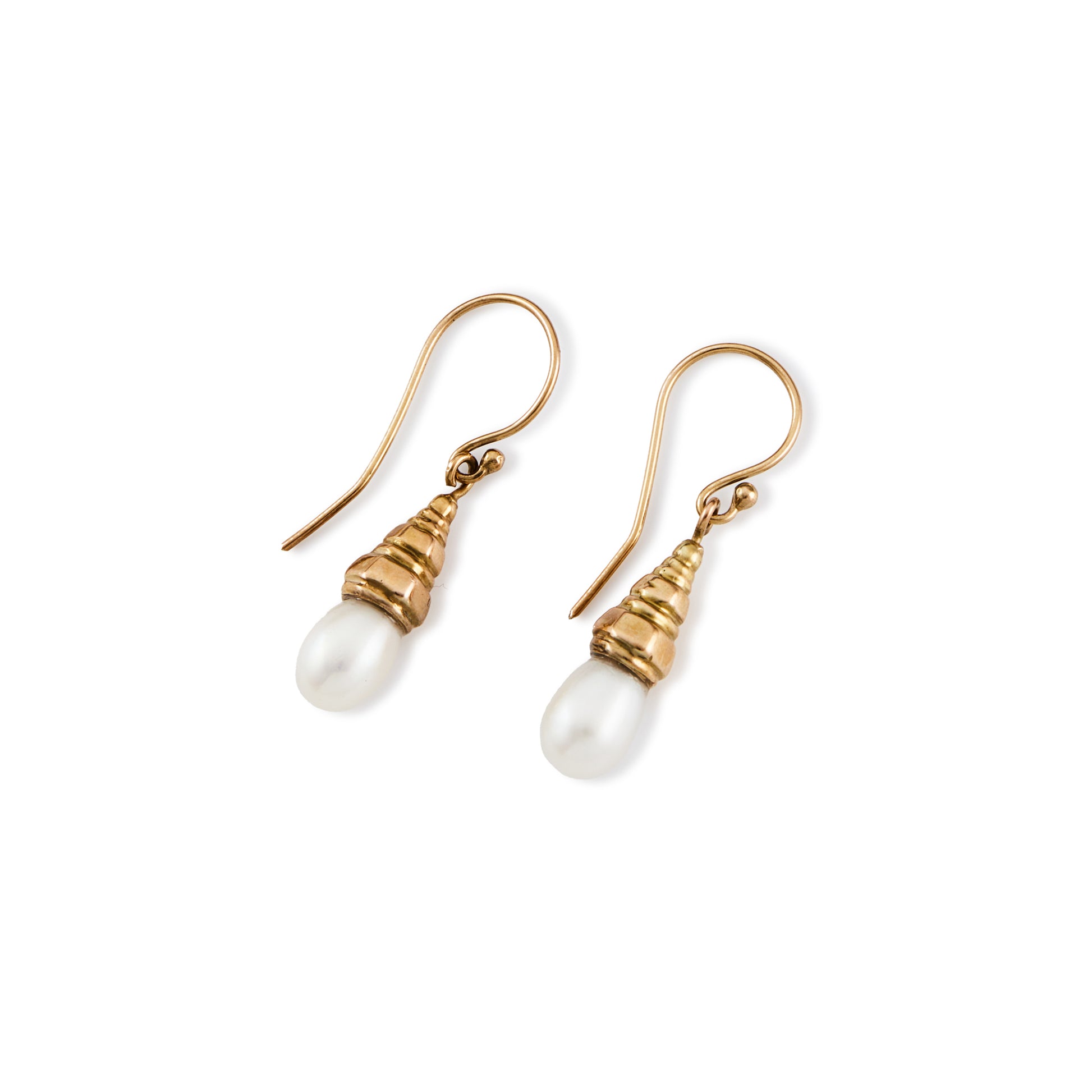 Pretty vintage 14ct rose gold earrings, each set with a lustrous pearl. Earrings have 9ct rose gold shepherd hooks.