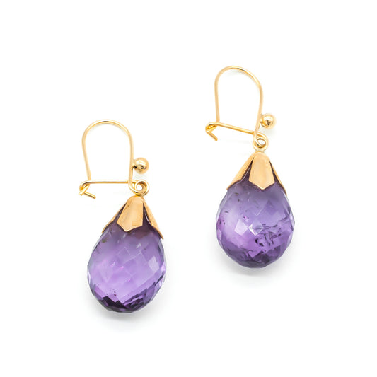 Classic 9ct gold drop earrings set with beautifully faceted amethysts.