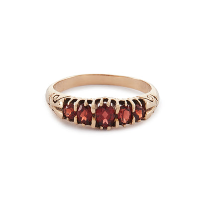 Vintage 9ct Gold Garnet Ring