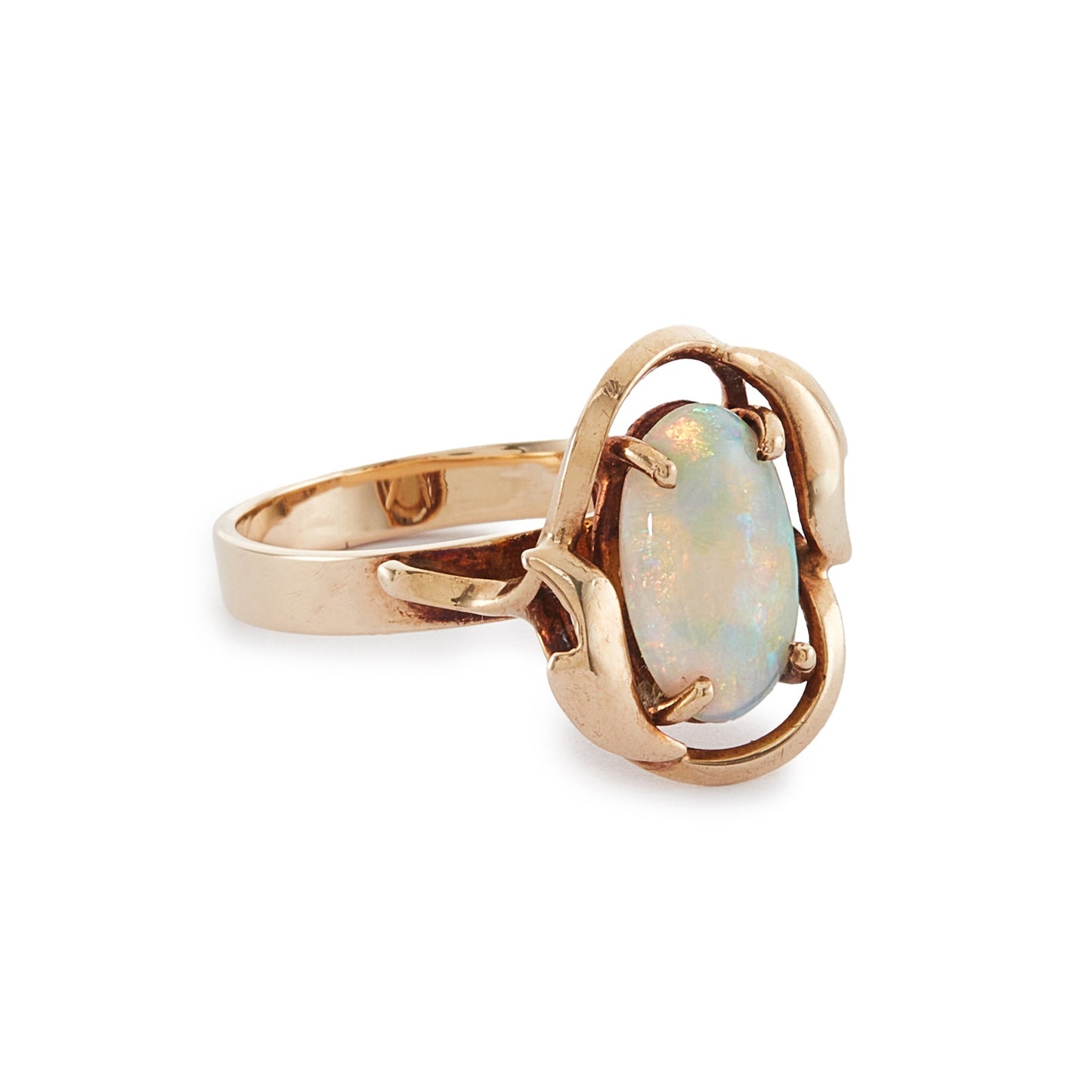 Lovely vintage 9ct gold ring set with a luminous fire opal that exudes vibrant hues of green, blue and orange.