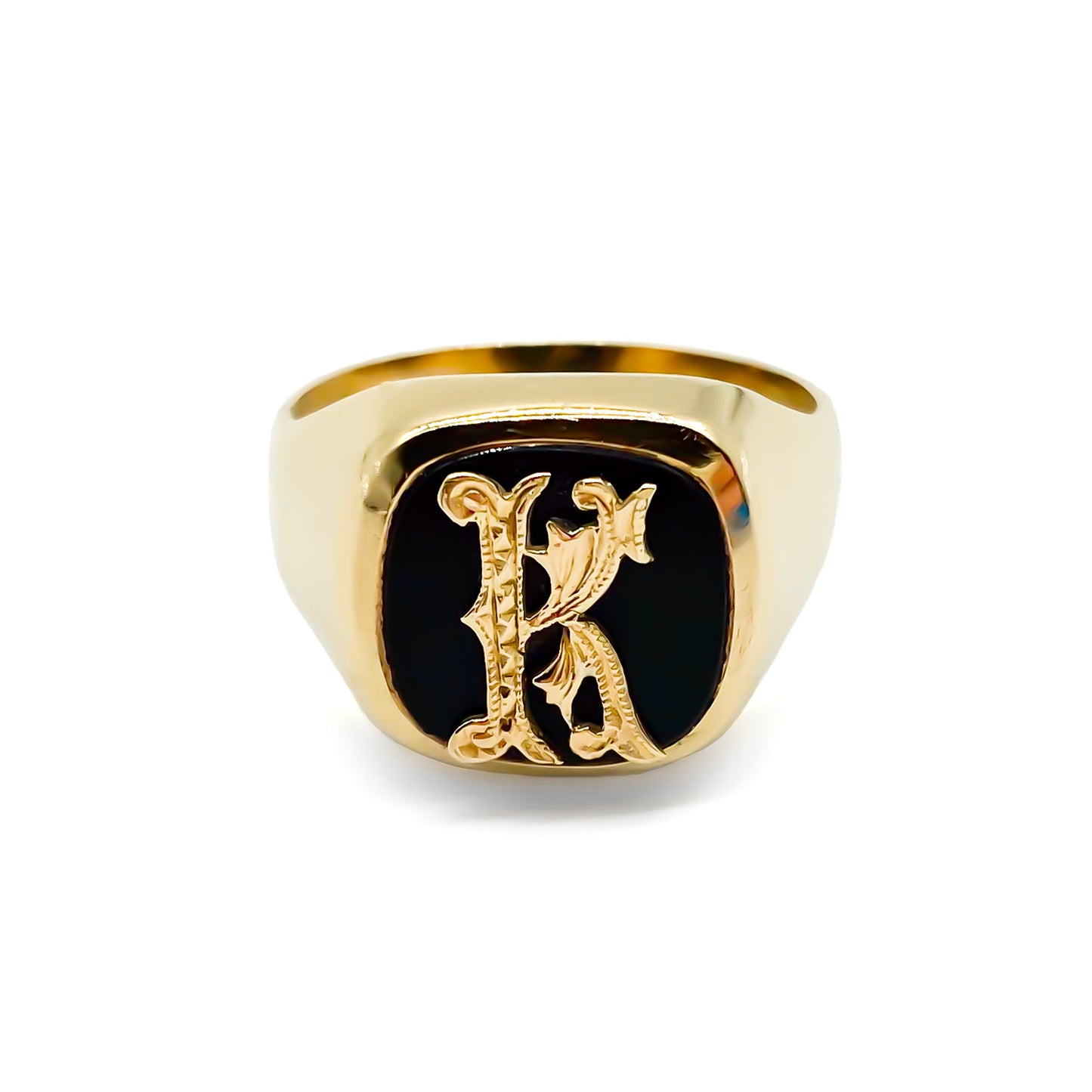 Charming vintage 9ct rose gold signet ring set with an onyx and fancy script letter “K”.