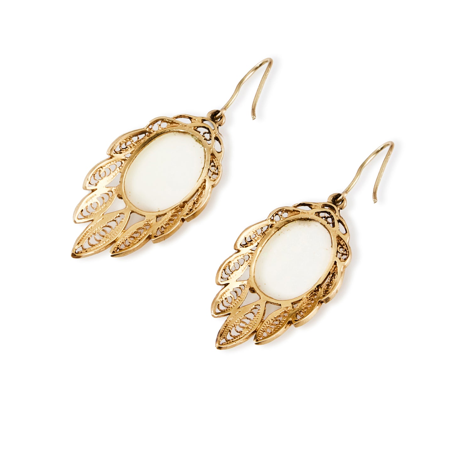 Gorgeous 9ct rose gold drop earrings, each set with a cabochon oval opal, surrounded with filigree detail.