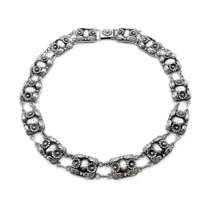 Stunning vintage sterling silver choker necklace with flower detail.  Niels Erik From - Denmark