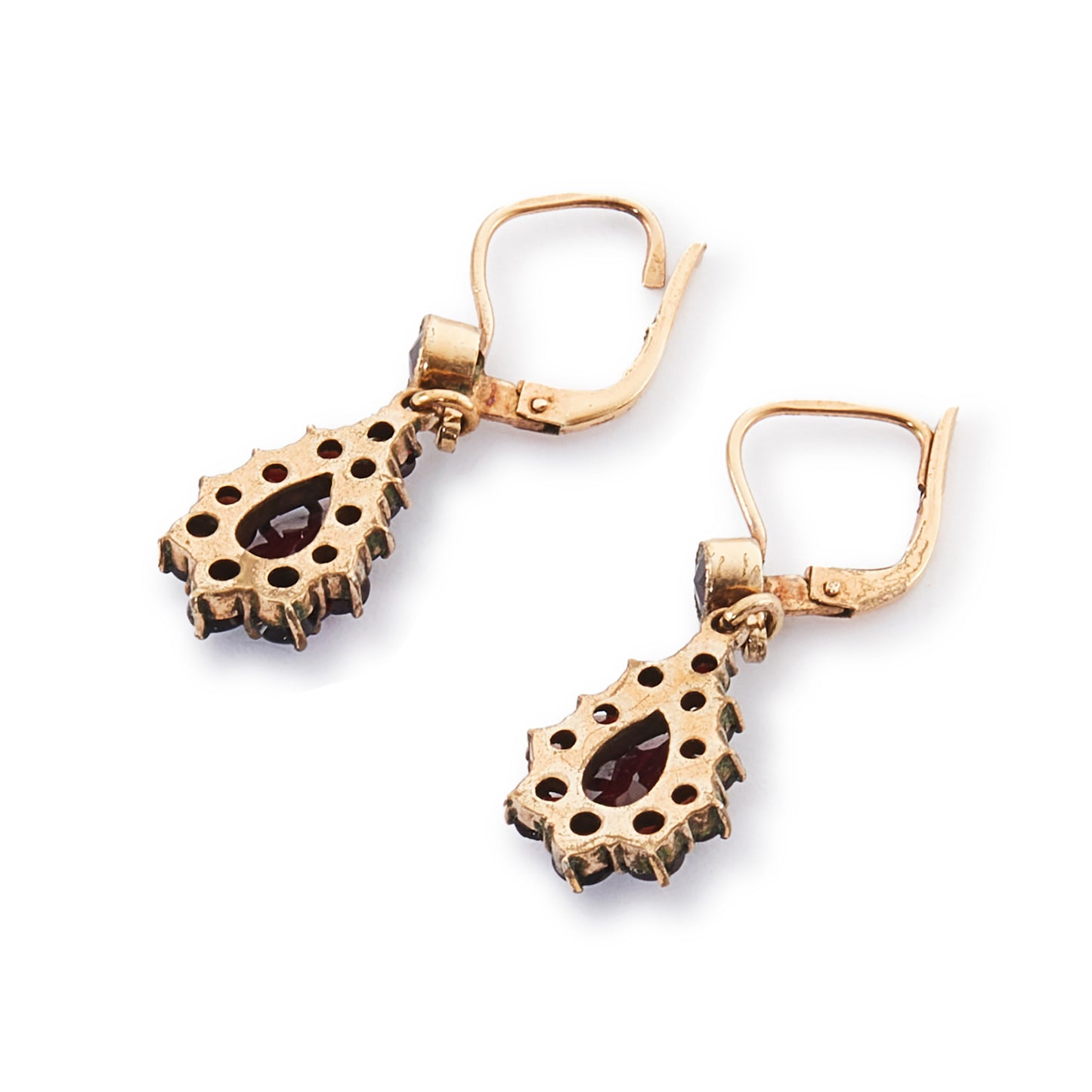 Pretty vintage dangling silver-gilt earrings set with deep red faceted garnets.