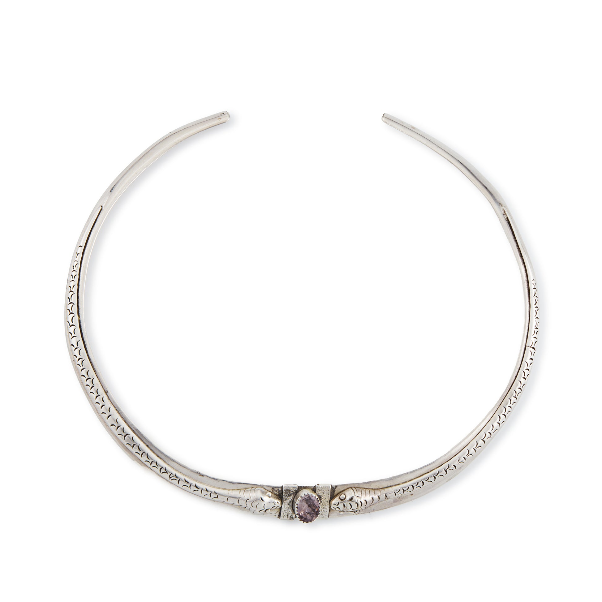 Stylish Mid-century silver choker depicting two beautifully carved serpents, centred by a light purple amethyst.