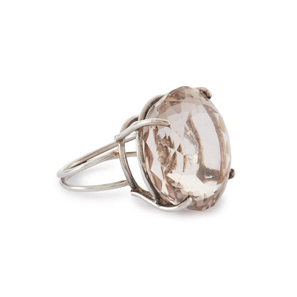 Impressive vintage silver ring set with a spectacular, very large, multi-faceted light grey smoky quartz gemstone. Large ring size. Italy